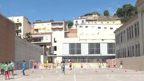 Presentació del Projecte Pati Obert a l'Escola Àngel Guimerà de Balaguer.