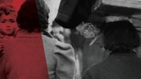 Exposició 'A Nation in Retreat. La Retirada vista per les agències fotogràfiques internacionals'