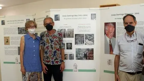 Quatre dels fills del Dr. Josep Domingo Mas, a l'exposició dedicada al seu pare a Tàrrega.