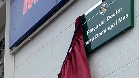 Descoberta de la placa a la memòria del Dr. Josep Domingo Mas
