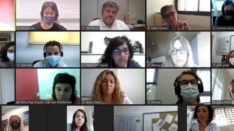Professionals en la primera
Taula de Salut i Educació Comarcal del curs 2021/22