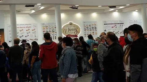 El públic que visitava dissabte la Fira del Torrò @JoaepAPérez