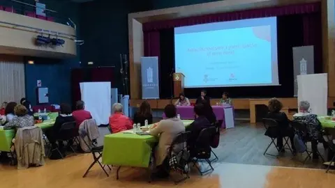 Trobada-taller a Corbins al voltant del ‘Present i futur de l’associacionisme femení’