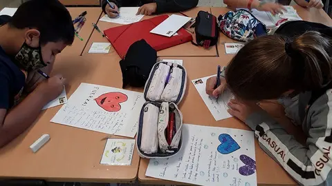 Els alumnes de l'escola Pompeu Fabra envien solidaritat a La Palma