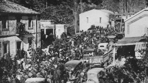 Extracte del cartell nova edició dels 'Debats de memòria' - Foto: Archives Departamentales des Pyrénées Orientales (Perpinyà), cedida per la Paeria de Lleida