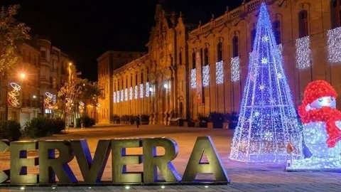 Plaça de la Universitat de Cervera, un dels espais més emblemàtics de la capital segarrenca