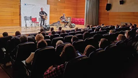 David Carabén aniversari Biblioteca ©AjMollerussa