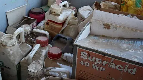 La recollida de fitosanitaris caducats o descatalogats ©SalvadorMiret