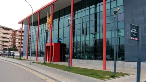 Salvador Miret
Pla general de l'exterior de la comissaria dels Mossos d'Esquadra de Lleida. Imatge del 6 de març del 2019. (Horitzontal)