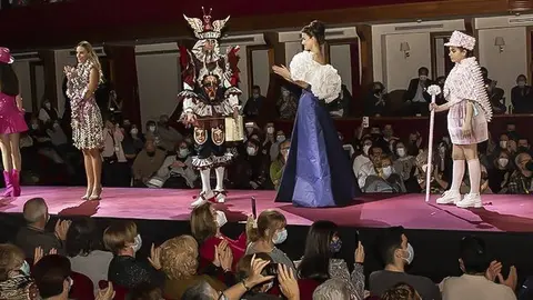 Els vestits guanyadors del Concurs mollerussenc ©JosepAPérez