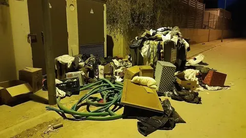 Restes del Mercat d'Antiguitats a Juneda ©LaBanqueta