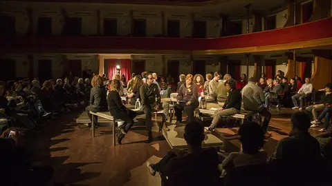 Poema de Nadal al Teatre L'Amistat ©JosepAPérez