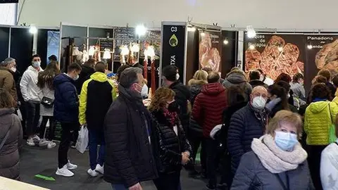 El públic visita la Fira de l'Oli i les garrigues ©JosepAPérez