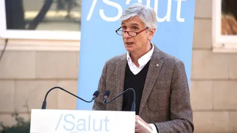 El conseller de Salut, Josep Maria Argimon, en roda de premsa al CAP Santa Rosa de Santa Coloma de Gramenet.
Data de publicació: dijous 10 de febrer del 2022, 14:11
Localització: Santa Coloma de Gramenet
©Albert Segura