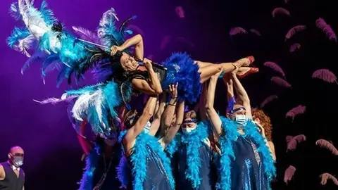 Espectacle 'Malditas plumas'