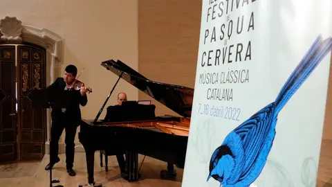 Moment de la presentació de la 12a edició del Festival de Pasqua de Cervera amb una actuació musical
Data de publicació: dimecres 09 de març del 2022, 13:35
Localització: Cervera
Autor: Oriol Bosch