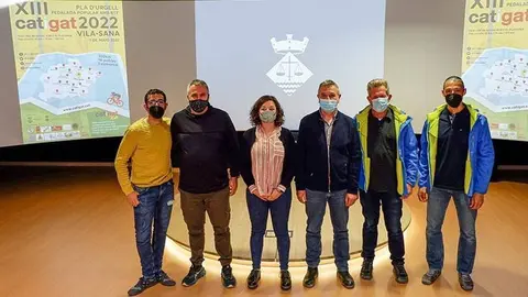 Presentació de la catigat 2022 'Ellas son de aquí' ©JosepAPérez