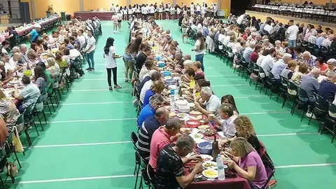 Participants en la Festa de les Cassoles de Linyola ©JRTarragó