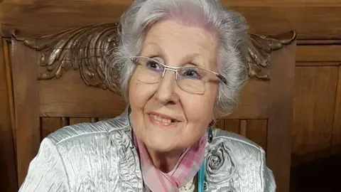 Rosa Fabregat