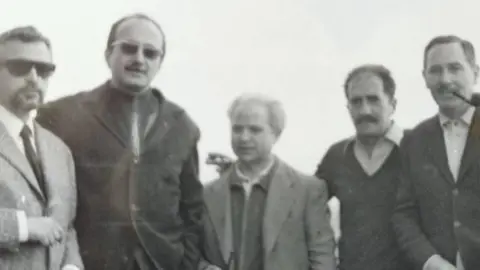 Vallverdú, Viladot, Cristòfol, Sirera i Porta l'any 1967 al Pilar d'Almenara. Fotografia: Lo Pardal.