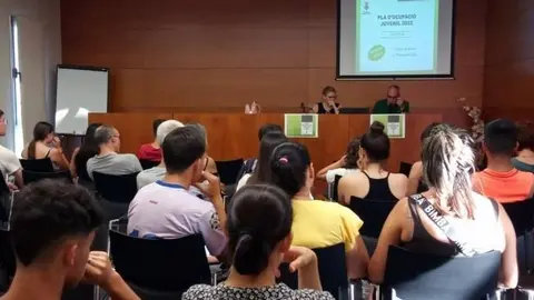 Presentació del Pla d'Ocupació Juvenil de Benavent del Segrià. Fotografia: Ajuntament de Benavent del Segrià.