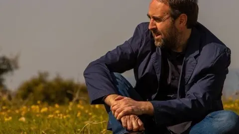 El cantautor Roger Mas. Fotografia: Marc Trilla.