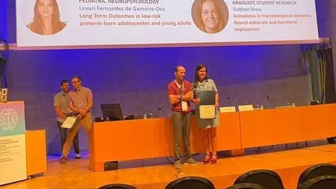 Entrega del premi de l'Anual Meeting de la International Neuropsychological Society a la Unitat de Trastorns Cognitius de l'Hospital Universitari de Santa Maria. Fotografia: ICS.