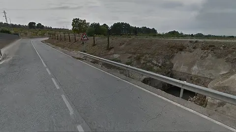 Intersecció del riu Canals sota el canal principal d'Urgell al terme d'Arbeca