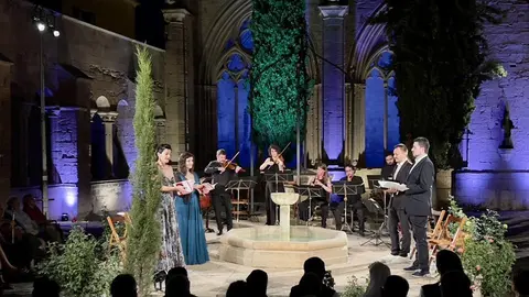 Maria Hinojosa, Jorge Morata, Aurora Peña, Elías Arranz, i l'orquestra Ensemble Contratemps ©Rafael López-Monné