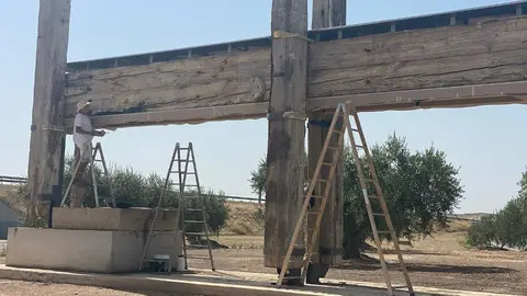 Els treballs de restauració de la premsa a les Borges Blanques ©AjBorgesBlanques