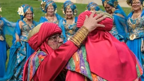 'Jo t'ho poso'. Fotografia: Josep Maria Baró.