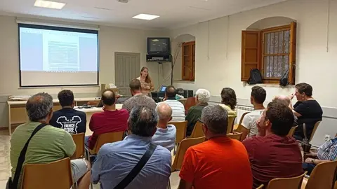 Presentació de l'Associació Forestal del Segrià Sud a Almatret ©Associació Leader de Ponent