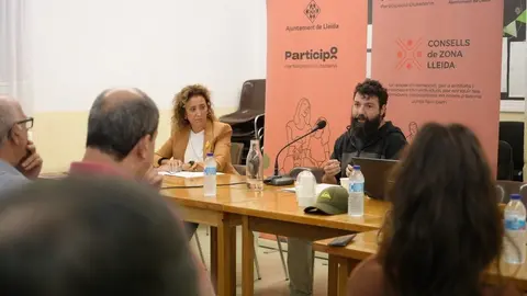 Un moment durant la reunió de presentació de la "Descomunal" ©Mario Gascón