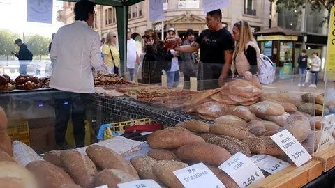 El Gremi de Forners s'ha mobilitzat a la plaça Sant Joan ©AnnaBerga