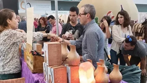 Estands de la 22a Fira del Medi Ambient de Tàrrega. Fotografia: Ajuntament de Tàrrega.