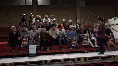 Joaquim Fabrés preparant LUCI al Palau d'Anglesola ©MollerussaTV