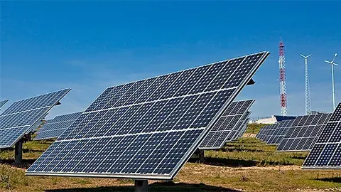 Instal·lacions fotovoltaiques de la companyia Sunnergy - Foto: Sorigué