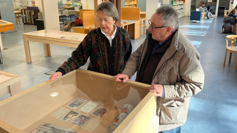Nieves López i Josep Rosell a l'exposició 'El Fons Francesc Beatriu. Diamant(s) de cine a la Universitat de Lleida' ©UdL