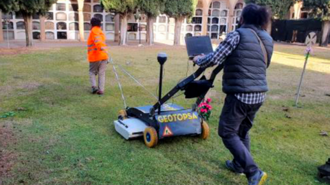 Prospeccions amb georadar al cementiri de Tàrrega ©AjTàrrega