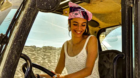 Imatge promocional de la nova col·lecció de mocadors VITTA' - Foto: Cedida Per Josep Rosell