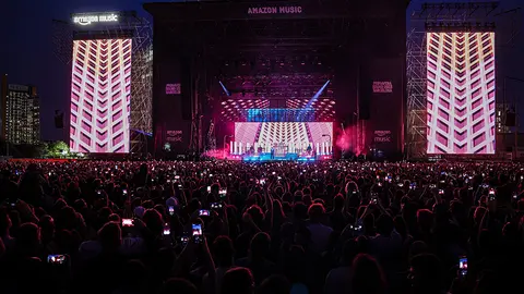 L’escenari principal de la jornada gratuïta del Primavera Sound al Fòrum, amb Pet Shop Boys

Data de publicació: dimecres 31 de maig del 2023, 22:56

Localització: Barcelona

Autor: Jordi Borràs