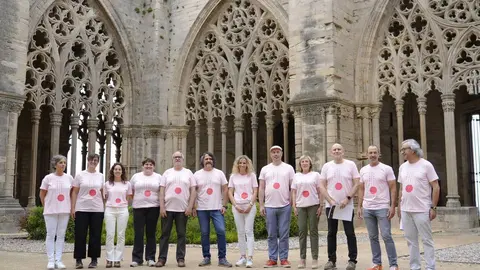 Alcaldes i regidors en funcions que han assistit a la presentació de la ruta turística Fars de Ponent a la Seu Vella de Lleida - Foto: Mario Gascon / Cedida per la Paeria de Lleida