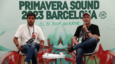 Un dels directors del Primavera Sound Alfonso Lanza i un dels responsables de comunicació en roda de premsa
Data de publicació: dissabte 03 de juny del 2023, 18:20
Localització: Barcelona
Autor: Guillem Roset