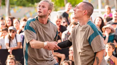 Espectacle 'Exit' de la Cia. Circumstances a la FiraTàrrega 2022 - Foto: Jordi Vinuesa