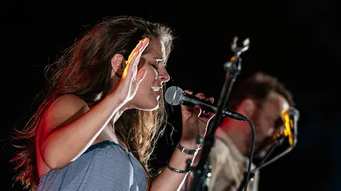 Actuació de Meritxell Gené al Càmping Municipal de Tàrrega durant el 25è Paupaterres - Foto: Jordi Vinuesa