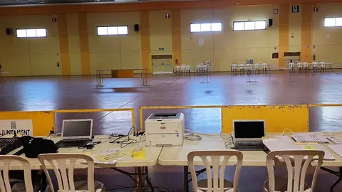 Muntatge electoral al Pavelló Firal de Mollerussa - Foto: Jordi Vinuesa