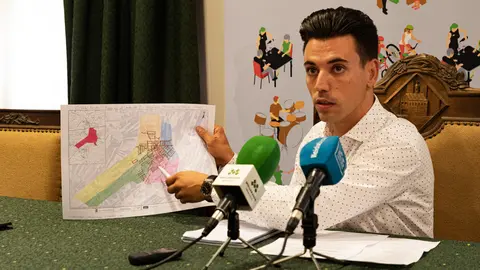 La neteja d'embornals ha començat pel sector sud-oest de la ciutat, ha destacat Bastons - Foto: Jordi Vinuesa