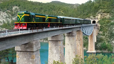 Tren històric dels llacs - Foto: Cedida per FGC Turisme