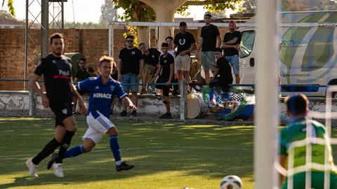 Partit amistós entre el Lleida Esportiu i el CFJ Mollerussa, disputat a Ivars d'Urgell - Foto: Jordi VInuesa