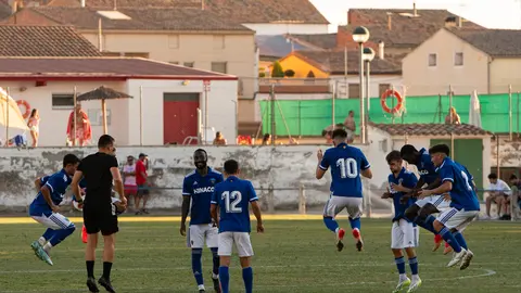 Partit amistós entre el Lleida Esportiu i el CFJ Mollerussa, disputat a Ivars d'Urgell - Foto: Jordi VInuesa